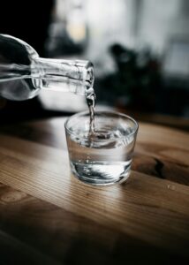 Mehr über den Artikel erfahren Trinkwasserqualität verbessern: Tipps und Geräte